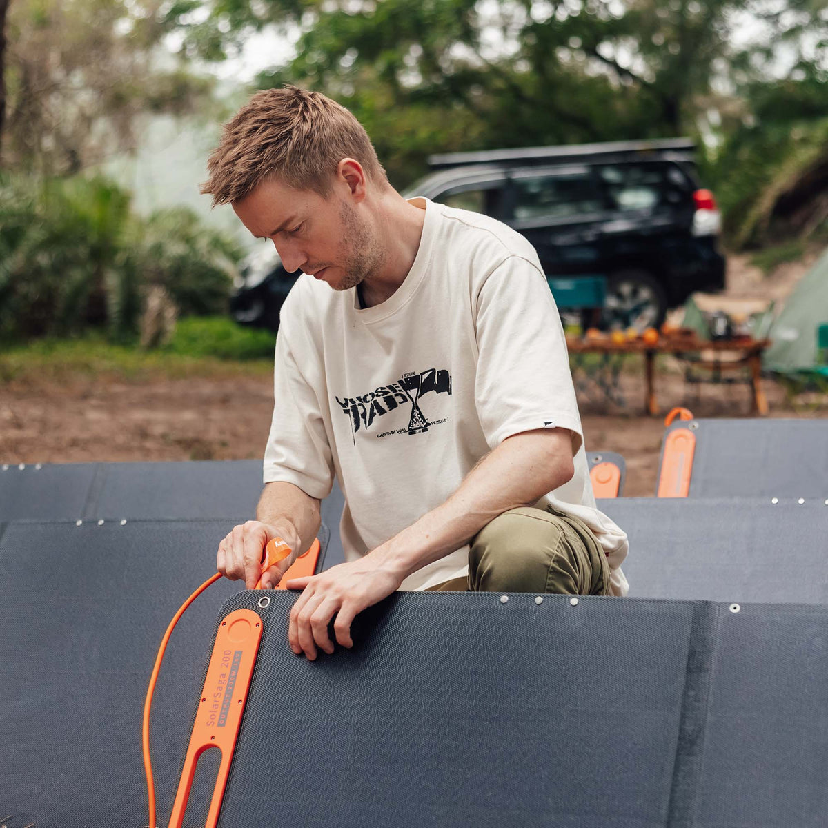 Jackery Solar Panel Connector in use