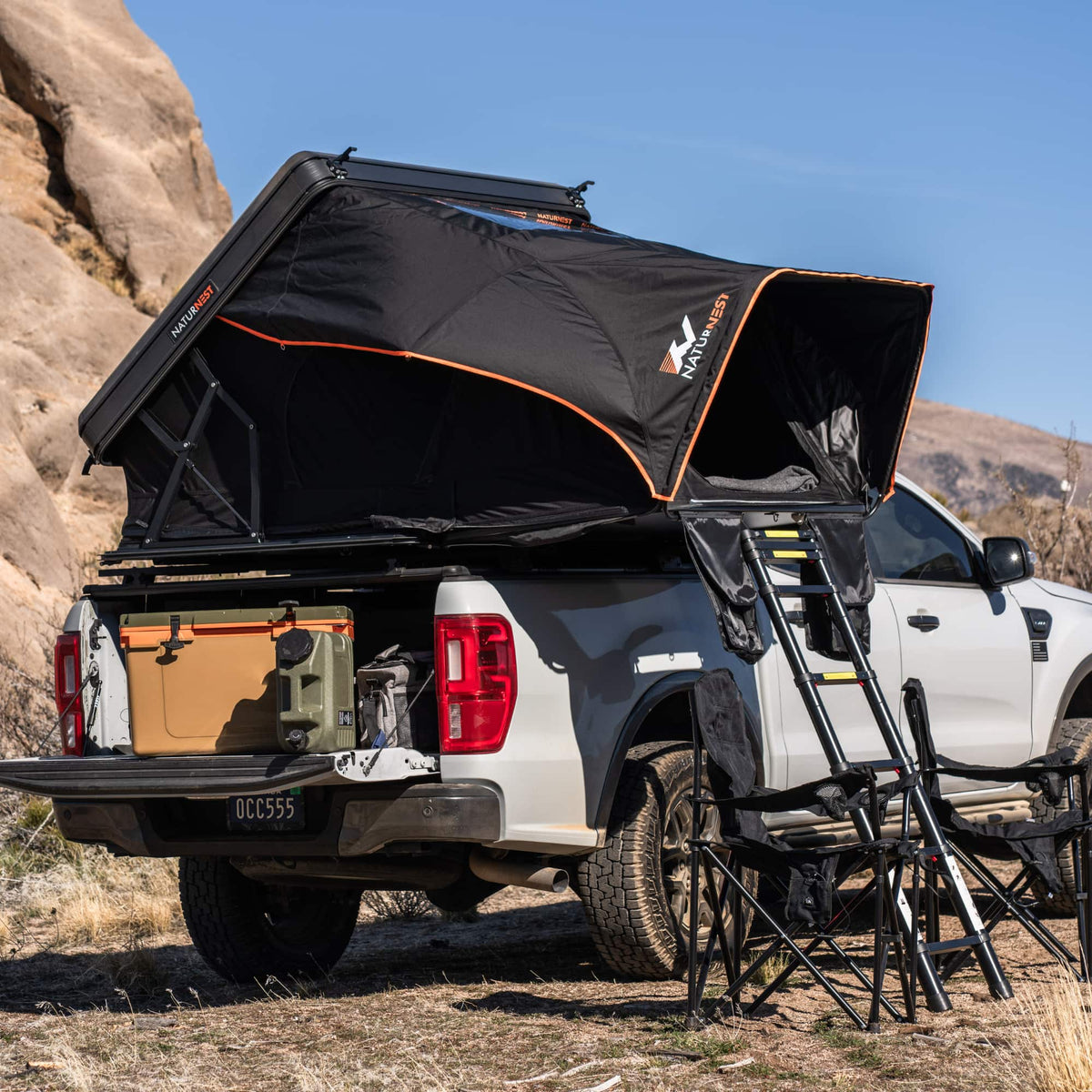 Sirius 2 Aluminum rooftop tent interior view