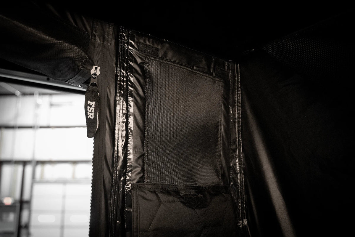 Evolution XL rooftop tent — Interior 2