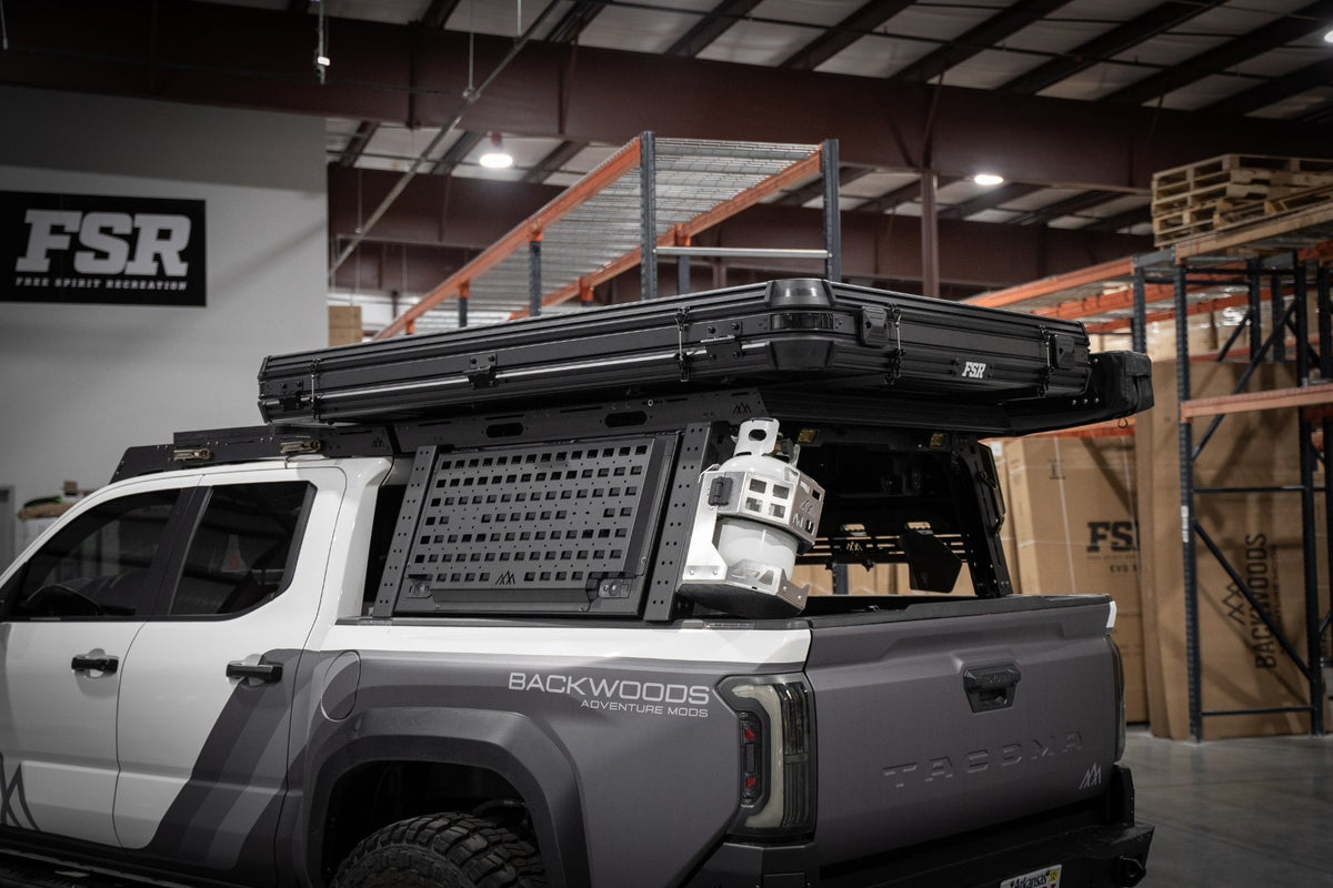 Evolution XL rooftop tent — Closed corner