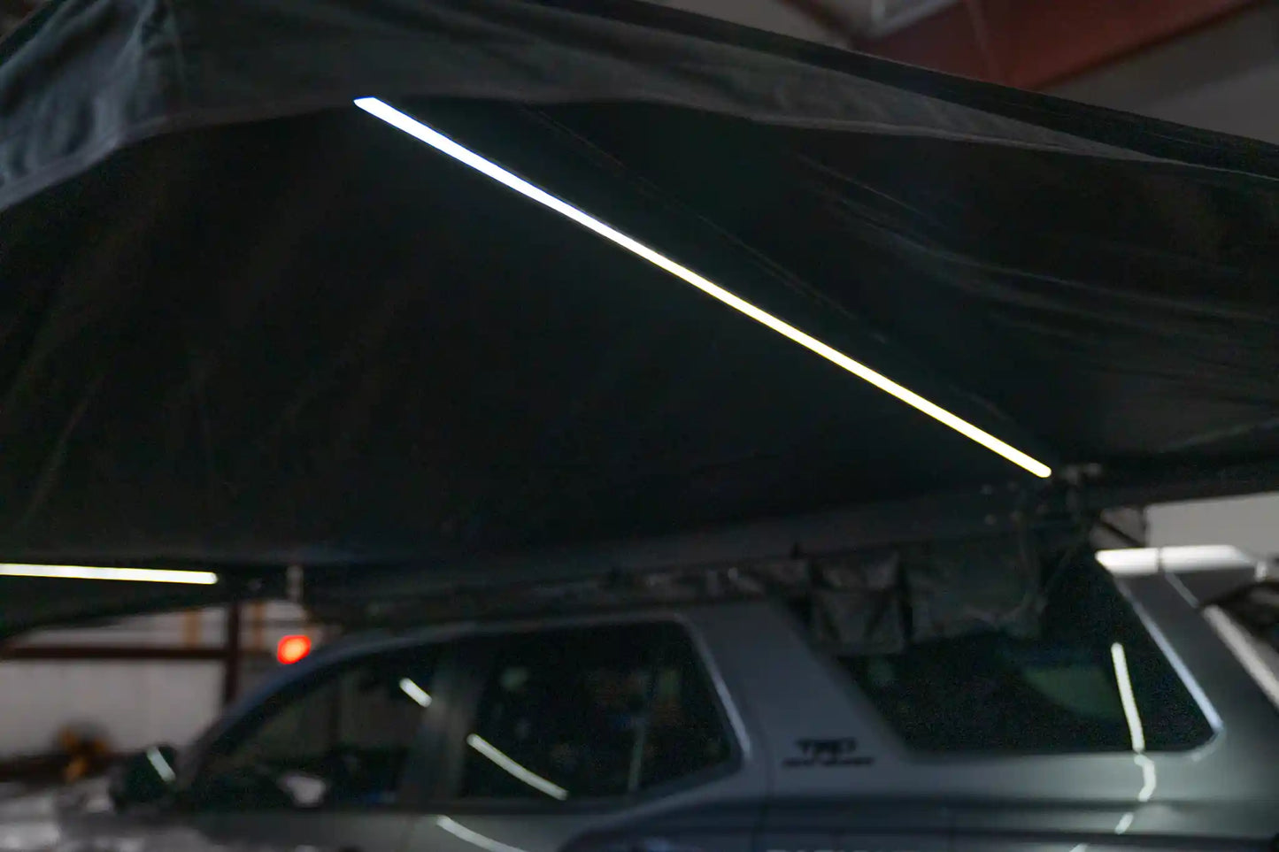 Freespirit Recreation 180° Awning V2 – Rooftop Tent Awning