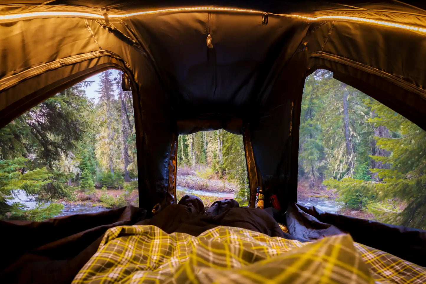 Aspen Pro Standard rooftop tent — Interior