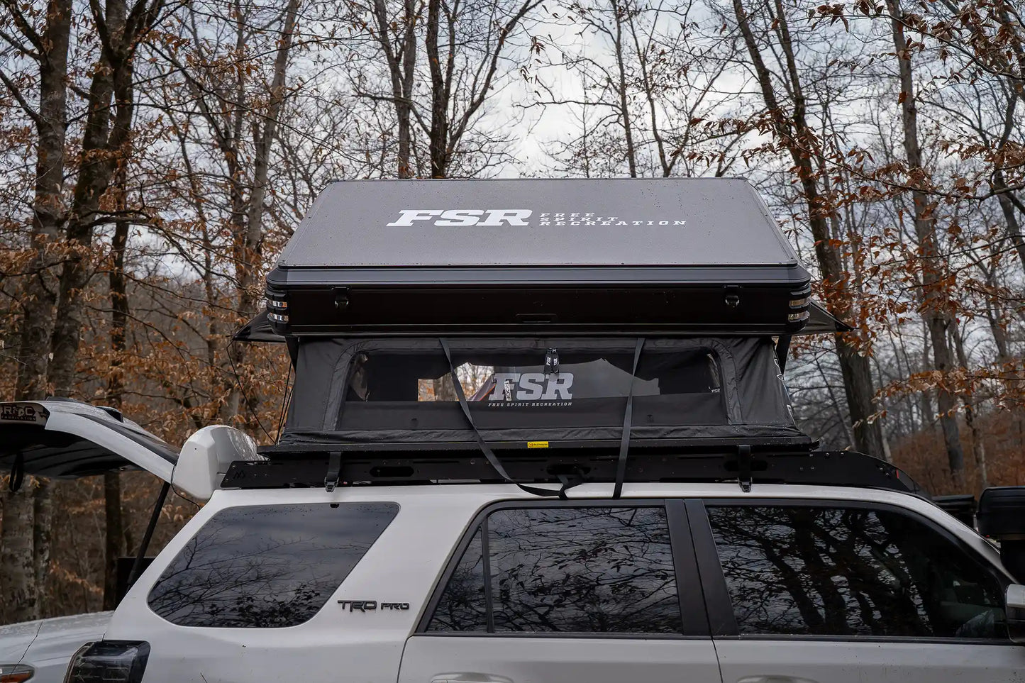 Kali King rooftop tent — Camping