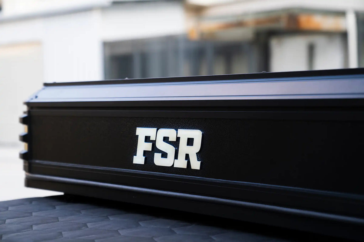 Kali King rooftop tent — Exterior materials
