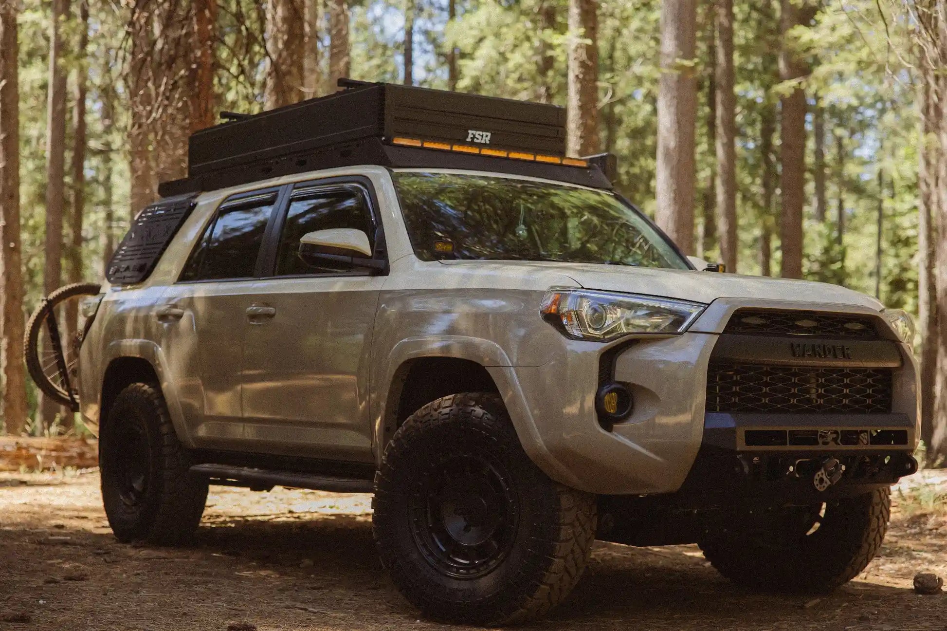 Nova King rooftop tent — 4Runner
