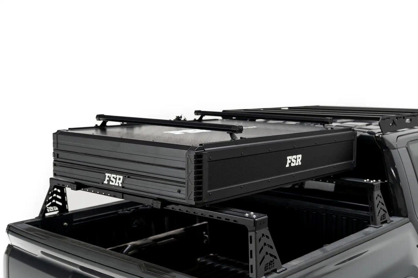 Nova Standard rooftop tent — Installed closed