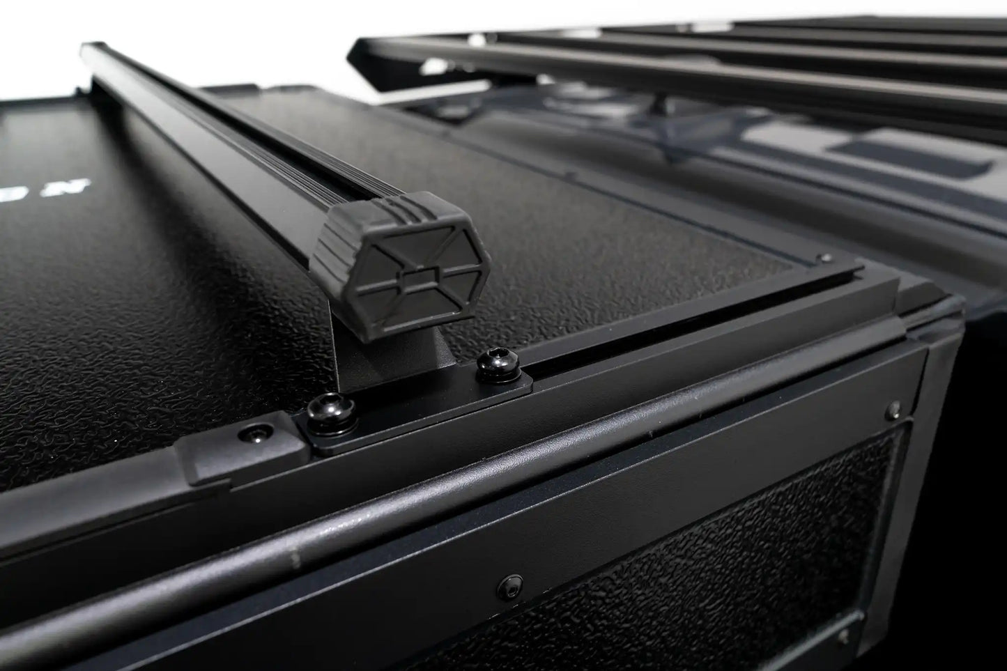 Nova Standard rooftop tent — Crossbars