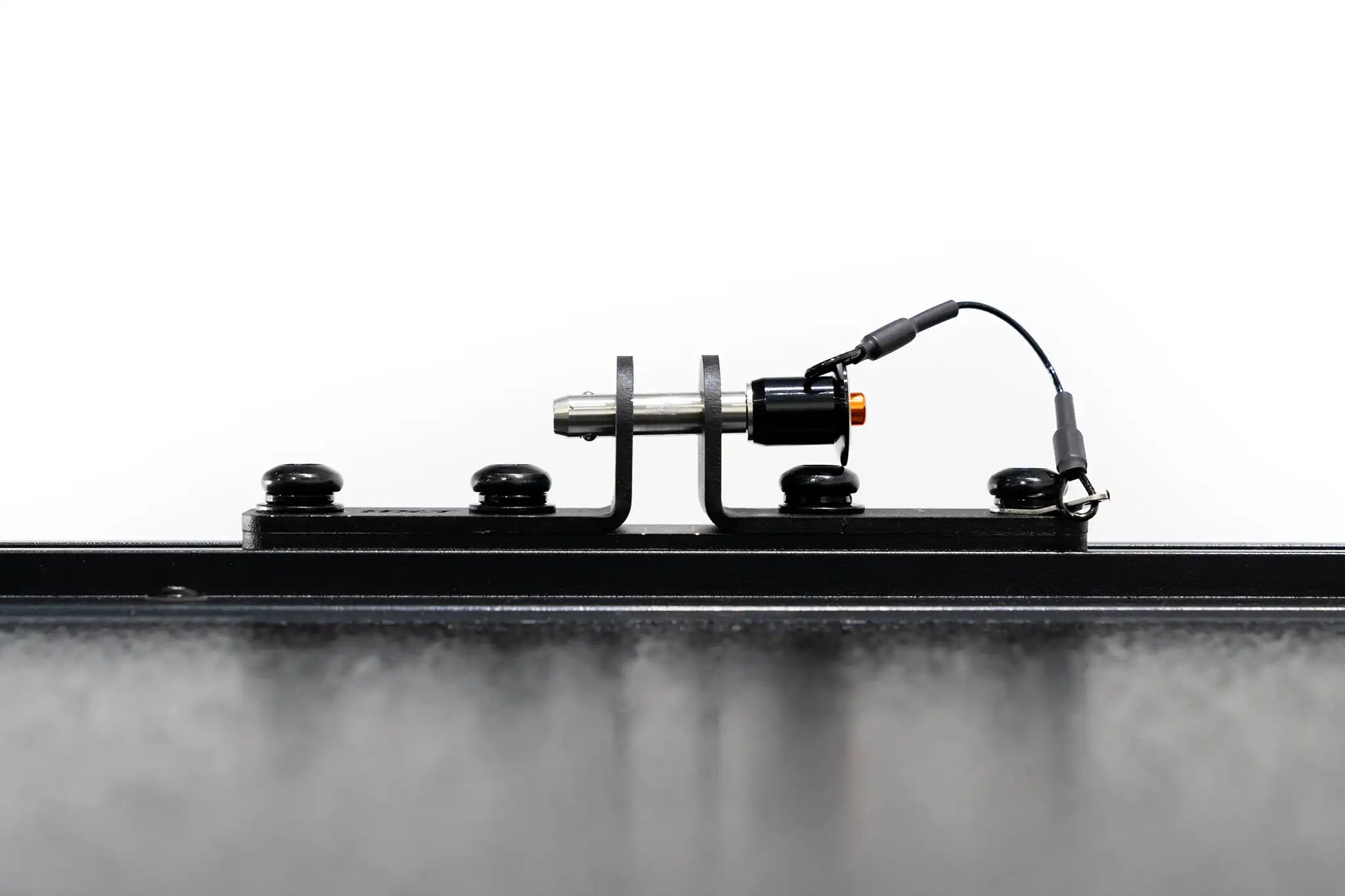 Nova Standard rooftop tent — Ladder pins