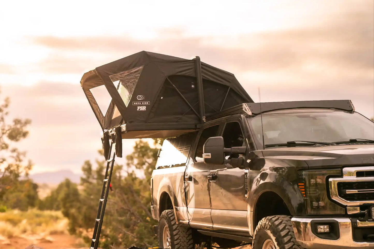 Nova King rooftop tent — Ford Super Duty